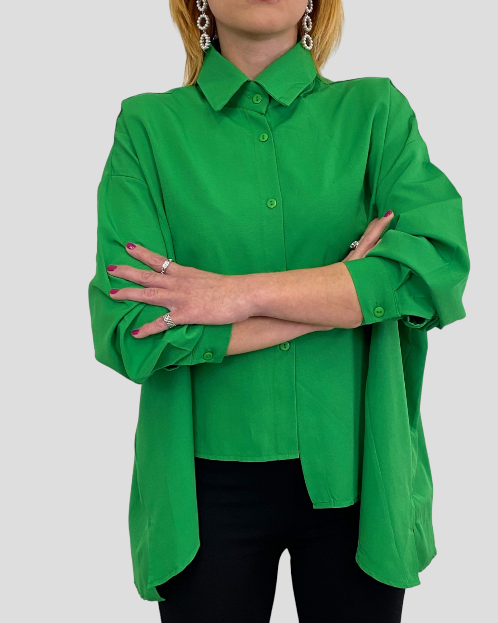 Πουκάμισο ασύμμετρο με άνοιγμα πίσω