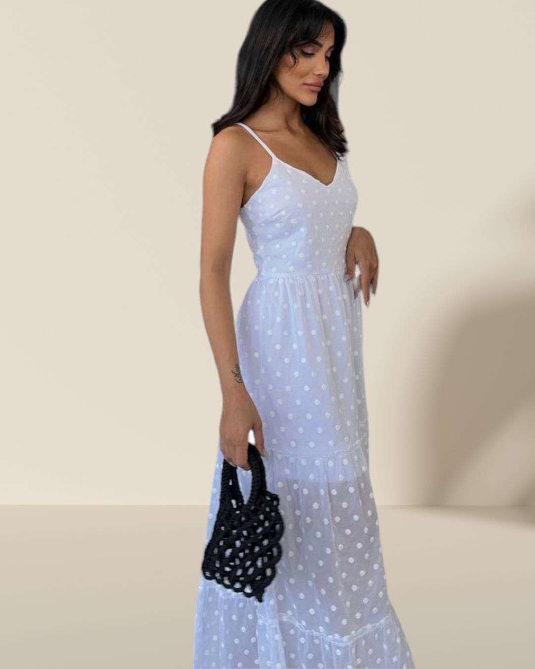 Λευκό μάξι φόρεμα με ρυθμιζόμενες τιράντες