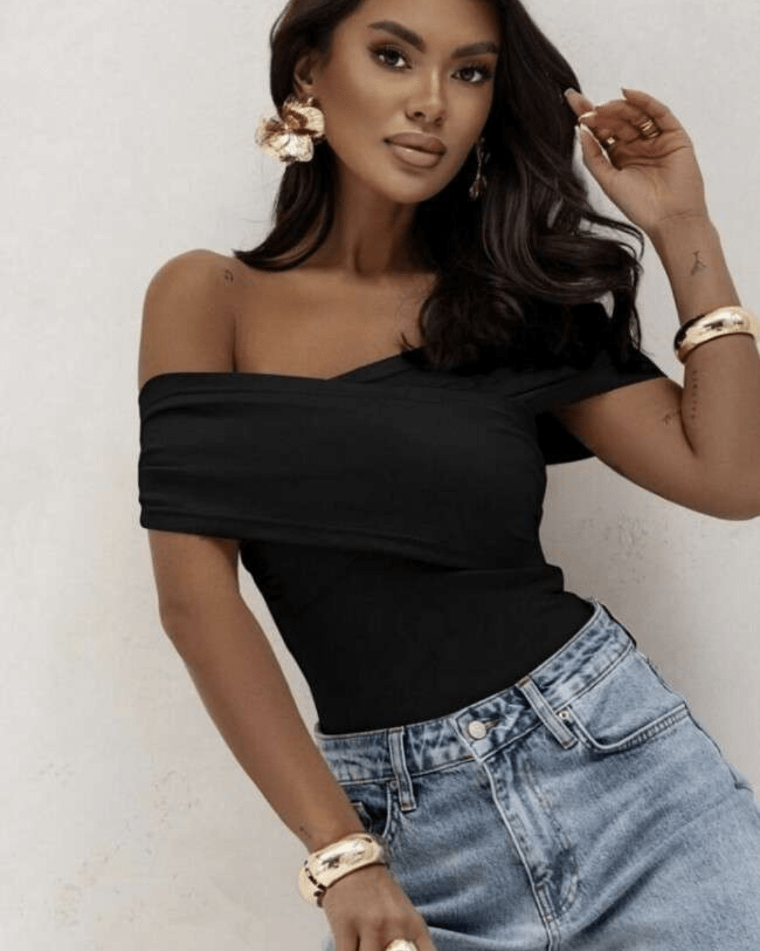 Κορμάκι ελαστικό έξωμο Μαύρο